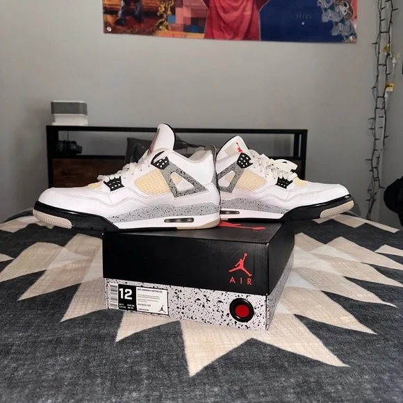 Jordan 4 White Cement OG Size 12